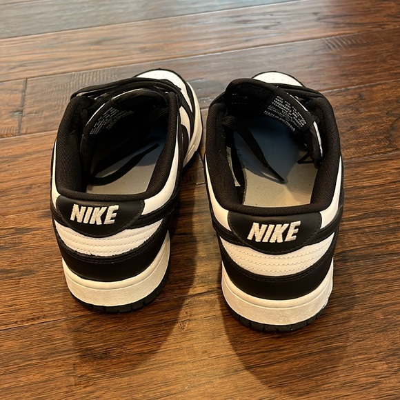 Men’s Nike Dunk - Picture 3 of 7